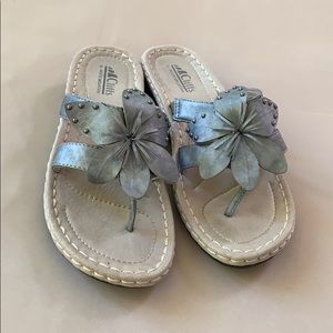 Cliffs Silver/Tan Sandals